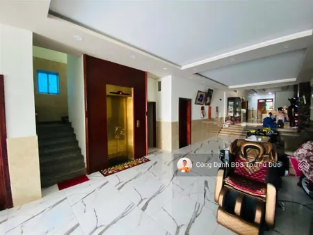 Chính chủ 30 tỷ chdv 5 tầng 54 phòng đường 10m 2 thang máy nội thất cao cấp 7.7x43m