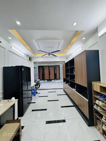 Tam trinh hoàng mai oto tải qua nhà, mặt ngõ thông kinh doanh, dt 32 x 5 tầng mới nhỉnh 7 tỷ