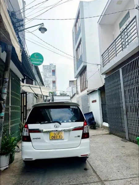 Nhà 2 tấm 68m2 giáp q11 oto không lộ giới giá hơn 5 tỷ tl