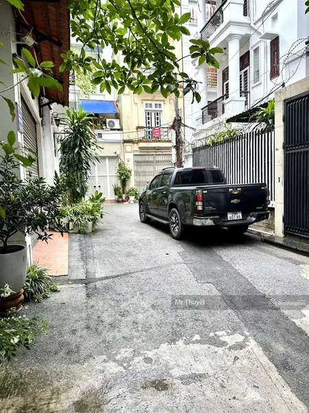 Cực hiếmnhỉnh 15 tỷlâm dubồ đềlong biên8 tầng nở hậugara ô tôthang máyfull nội thất