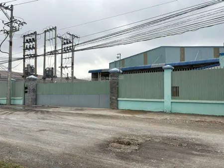 Nhà xưởng 4300m2 đất skc long khê cần đước, đường container