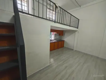 Nhà becamex hòa lợi, tp.hcm, lầu 3 sổ hồng 400 triệu (100% tiền) thuê 1,6 triệu . sài gòn mua được