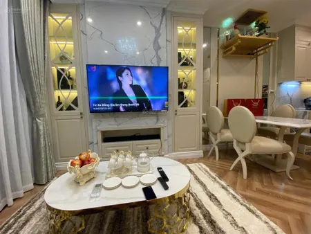 Bán căn hộ 69.9m2 2pn, 2vs full nội thất nhập, chỉ sách quần áo về ở ngay 0901 720 ***