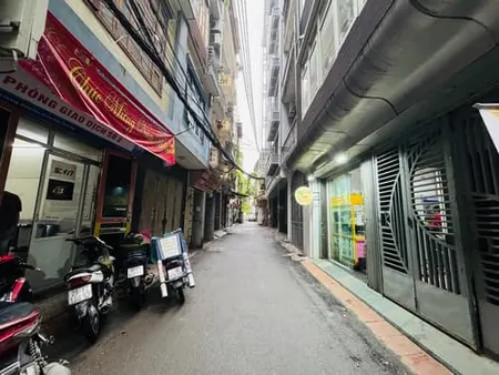 Bán nhà phân lô Nguyễn Khang, 5 tầng, ngõ thông gần ô tô, 52m², giá 14.5 tỷ