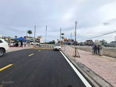 Chính chủ bán lô đất cl133 đấu giá xã hải quang đường 9m vỉa hè 5m vị trí đắc địa
