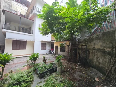 Bán đất vàng hào nam, nhà cũ 3 tầng, 162.5m2, giá rẻ 25 tỷ, thửa đất vuông vắn, pháp lý chuẩn