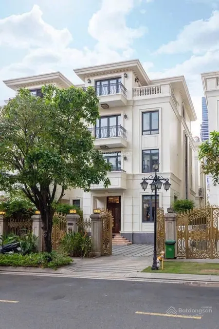 Bán biệt thự đẹp tại vinhomes central park, 239 tỷ, 300m2, nhiều tiện ích hấp dẫn