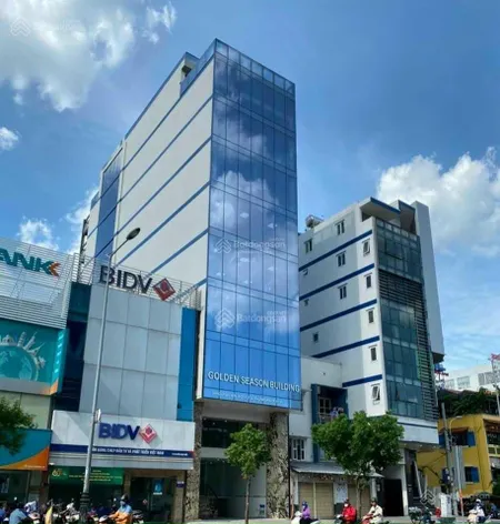 Tòa nhà chuẩn văn phòng mặt tiền nguyễn gia trí, p25 bình thạnh dt 1200m2 sàn, hđt 250tr, giá 68 tỷ