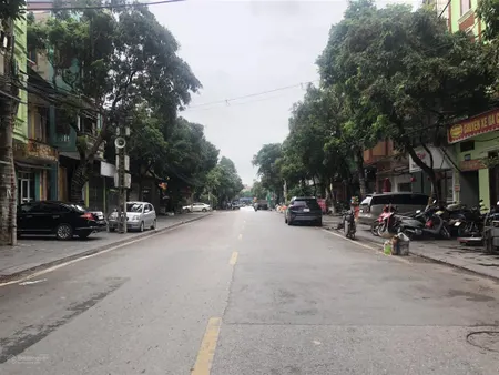Bán nhà 3 tầng mặt phố nguyễn trãi, vị trí kinh doanh đỉnh, 100m ra hồ an vũ, 90m2, giá 12,8 tỷ