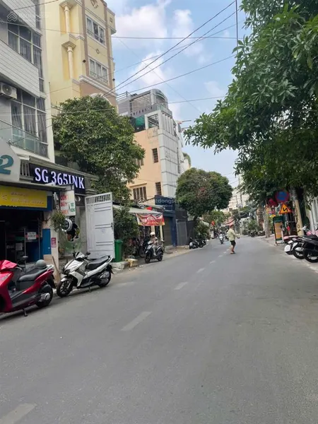 Bán nhà mặt tiền nguyễn cửu vân, p17, bình thạnh dt 4.5x22 giá chỉ 23 tỷ