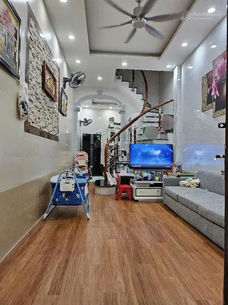 Tây sơn 4 tầng, view thoáng, 35m 6 tỷ vào ở luôn