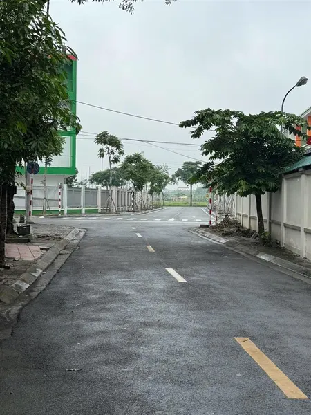 Chính chủ bán đất giang biên long biên. đất phân lô vỉa hè
