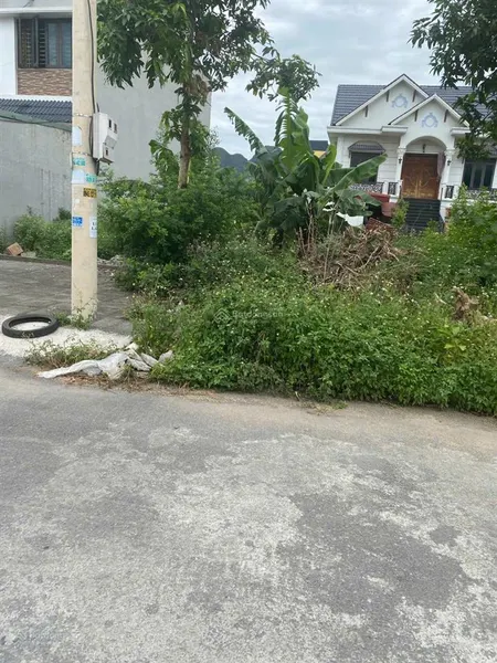 Lô đất 100m² đối diện khu dân cư kinh doanh thuận tiện, giá 10 tỷ