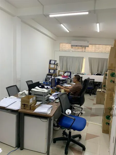 Nhà 5 tầng mới đẹp (4x17m) mặt tiền hai bà trưng, đoạn kinh doanh tốt 26,5 tỷ thương lượng