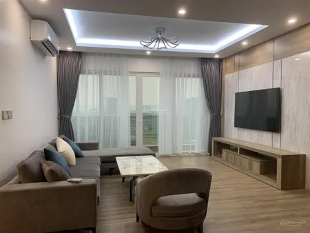 Bán căn góc tòa e4 ciputra 153m2, 4pn, nội thất đẹp