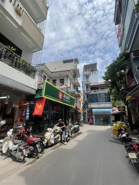 Nhà mặt phố ô tô tránh, trung tâm mỗ lao, hà đông, 38m2 , kinh doanh, mt5m , vỉa hè, hơn 10tỷ