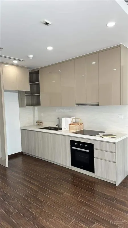Cần bán nhanh căn hộ 2 phòng ngủ 2 wc intracom giá tốt . hồng sơn 0982 862 ***