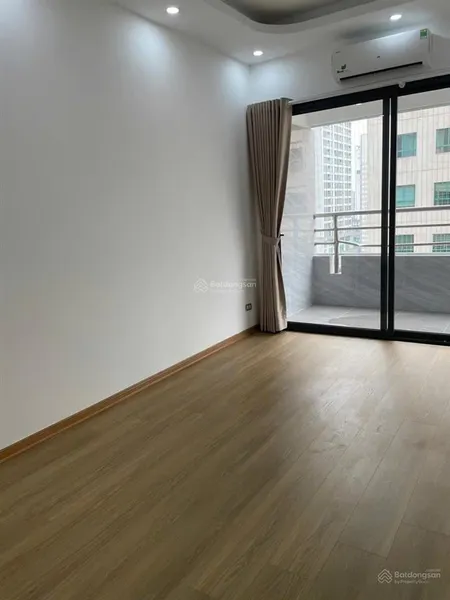 Bán gấp căn hộ chung cư trung yên 1, vũ phạm hàm 3pn 2wc, dt 102m2 giá 7.3 tỷ, 0917 495 ***