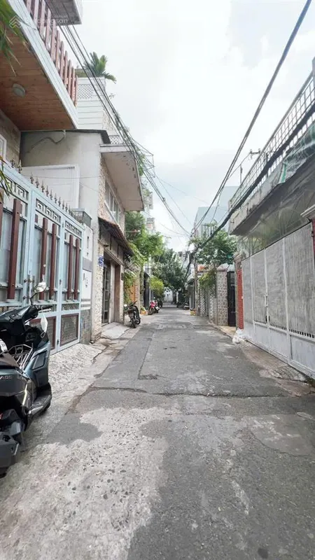 Cần bán nhã hxh nguyễn bá tòng, phường 11, tân bình (5x20m) 6 tầng.
