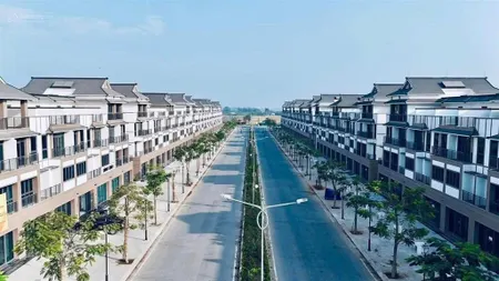 Bán nhà mặt phố tại imperia grand plaza đức hòa, ngay cổng vào vinhomes 7,5 tỷ, dt 110m2
