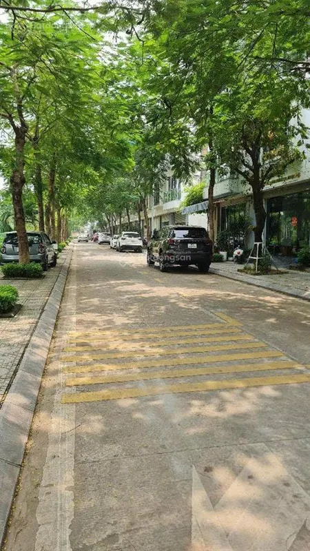 Bán nhà khu đô thị tây mỗ, dt 100m2, 4 tầng, mặt tiền 5m, giá 17,8 tỷ