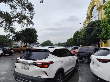 Khu đt văn phú 55m2x 4 tầngxmt5m phân lô thoáng trước sau ô tô dừng đỗ cả ngày. 80m ra metro hđ