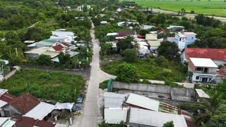 Bán lô góc đẹp nhà xưởng kiên cố trung tâm diên an diên khánh
