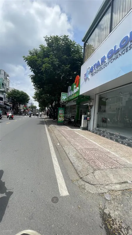 Giảm ngay 1tỷ nhà c4, 4mx18m mặt tiền đường ngay tô hiệu, quận tân phú, còn nhỉnh hơn 8tỷ bán nhanh