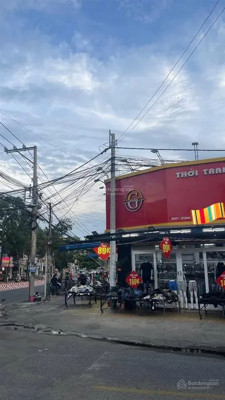Bán nhà 2 tầng, 6x15m, góc 2 mặt tiền đường xe hơi tải, tô hiệu, hoà bình, quận tân phú, nhỉnh 7tỷ