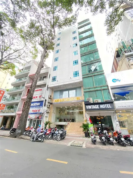Bán khách sạn a25 ngay mt bùi thị xuân, q1. dt 6 x 28m, hầm 9 tầng 25 phòng, giá chỉ 65 tỷ