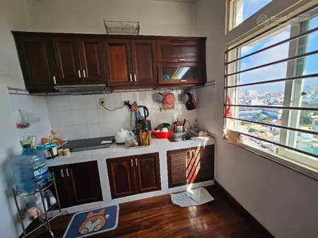 Chung cư 312 lạc long quân quận 11 cần bán nhanh căn 2 phòng ngủ lầu trung có sổ hồng giá tốt