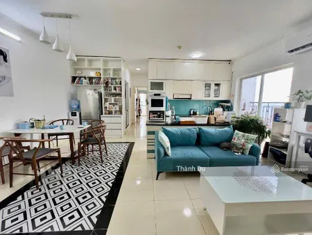 Bán căn hộ chung cư gia thụy 89 m2 giá 5,35 tỷ full nội thất, thoáng đẹp gần trường học.