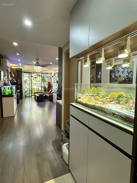 (ban cơ yếu chính phủ). chủ nhà gửi bán căn góc 3pn 2wc. 123m2. giá 9tỷ. tầng 16. có slot ô tô