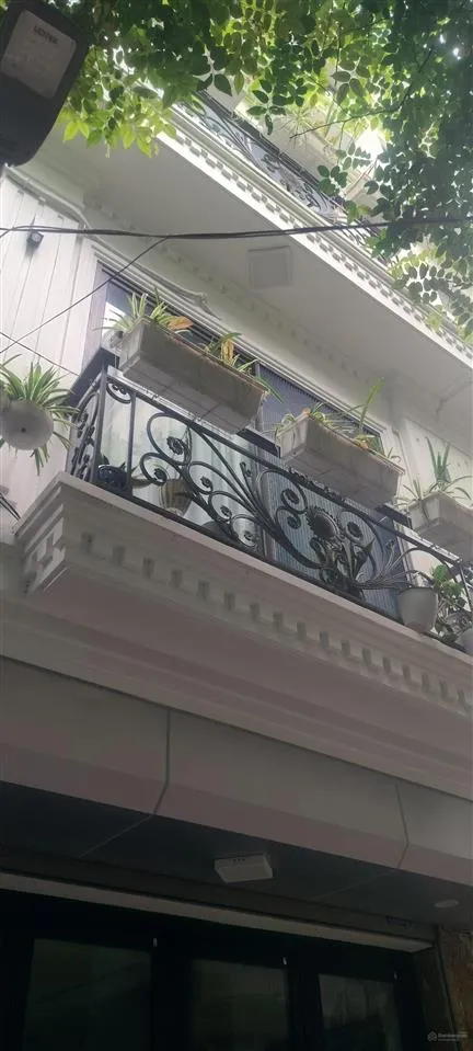 Tôi chính chủ bán nhà nguyễn chí thanh, phân lô, ô tô vào , 55m mt 6 nhà 5t giá 19,8 tỷ