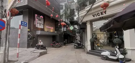Bán nhà 3 tầng phố kim mã, gần núi trúc, giá bán 4,35 tỷ, 26,7 m2, sổ đỏ đẹp quận ba đình