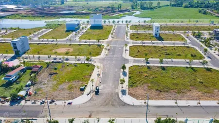 Bán đất nền phường bình đức long xuyên. giá tốt hơn mong đợi.đường 15m diện tích 5 x 17 giá 1tỷ493