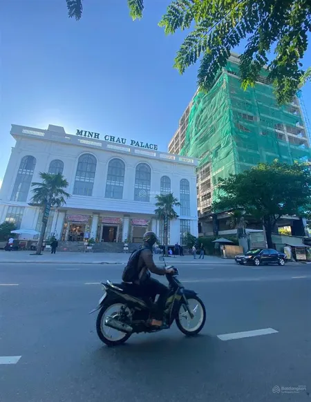Duy nhất góc 2 mặt tiền đường lý thái tông 266m2 ngang 10,5m trục thông biển kinh doanh siêu tốt.