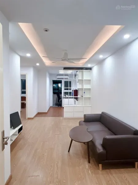 Chính chủ cần bán căn hộ 67m toà hh1b linh đàm hoàng mai giá nhỉnh 2,4 tỷ