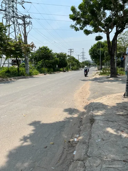cần bán đất mặt tiền đường Ngô Chí Quốc, bình chiểu sổ hồng thổ cư