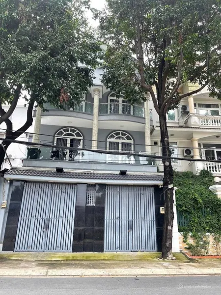 Quận 6, Mặt tiền Đường số 8 khi Bình Phú, phường 11, 98m2, 4 tầng,16 tỷ TL