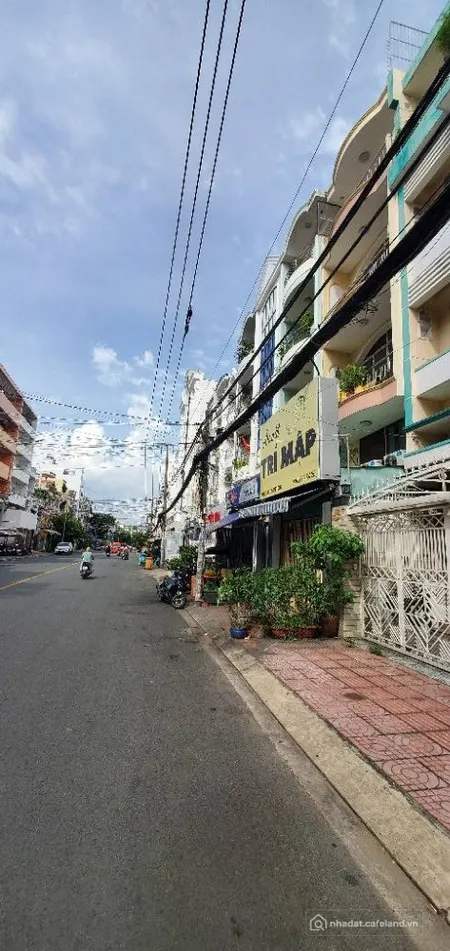 Quận 6 Mặt tiền Chợ lớn, phường 11, 4 tầng, 80m2, 18 tỷ thương lượng