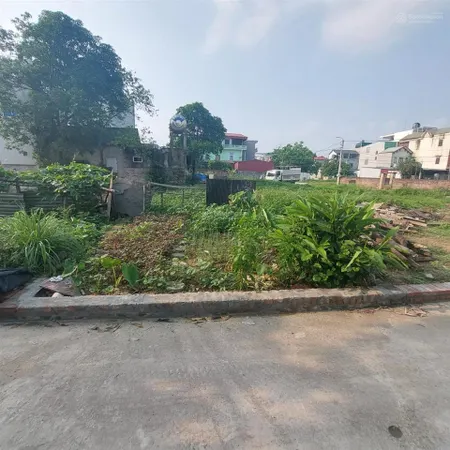E bán lô đất tổ 10, thị trấn quang minh, ngõ ô tô hơn 4m thông 66m2 full thổ cư, giá 54tr/m2