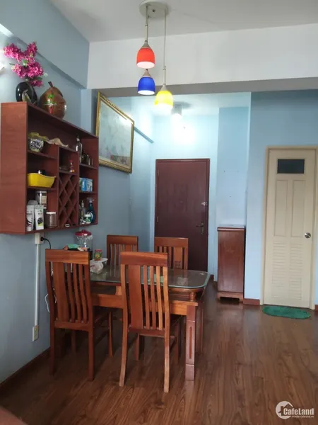 Chung cư HQC PLAZA bán căn hộ 2 PN vào ở ngay,kế bên chợ đầu mối Bình Điền (Tin Hết Hạn)