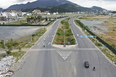 Đất cực hót tại đường huyết mạch vào Nha Trang (Tin Hết Hạn)