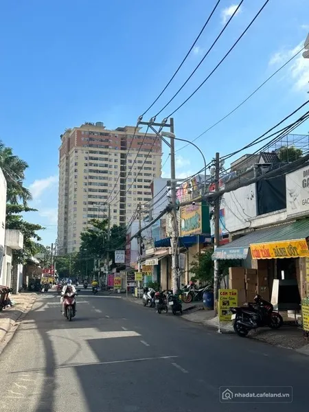 BÁN ĐẤT TẶNG NHÀ KHO NGAN BỀ THẾ 8M NGAY BẾN XE MIỀN TÂY NHỈNH 9 TỶ (Tin Hết Hạn)