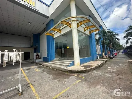BÁN NHÀ XƯỞNG 4561M2( 100 X 51) - LÊ VĂN KHƯƠNG, QUẬN 12 CHỈ 23 TRIỆU/M2 (Tin Hết Hạn)