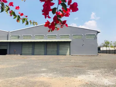 BDS HVL[NC] Bán nhà xưởng , xưởng rộng , sạch đẹp 14000m2 có 300m2 thổ cư (Tin Hết Hạn)
