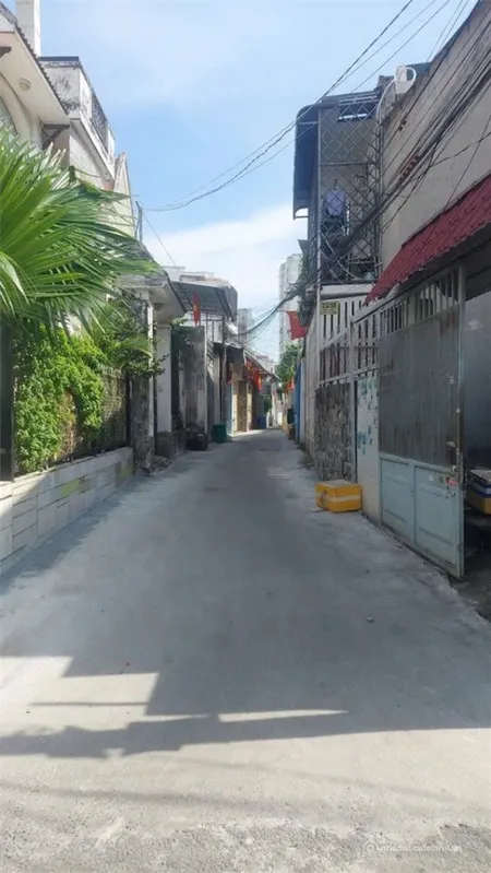Vị trí vàng – Nhà đẹp sẵn ở – Sổ hồng riêng – Không mua là tiếc chỉ 4,5 tỷ diện (Tin Hết Hạn)
