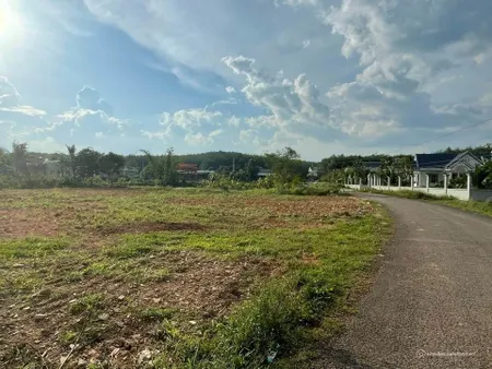 BÁN 1 000M2 MẶT TIỀN NHỰA GIÁ NGỘP NGAY SÁT KCN VÀ CHỢ