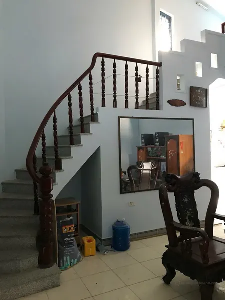 BÁN NHÀ CÁCH BIỂN HÒN CHỒNG 2km OTO TỚI CỬA (Tin Hết Hạn)